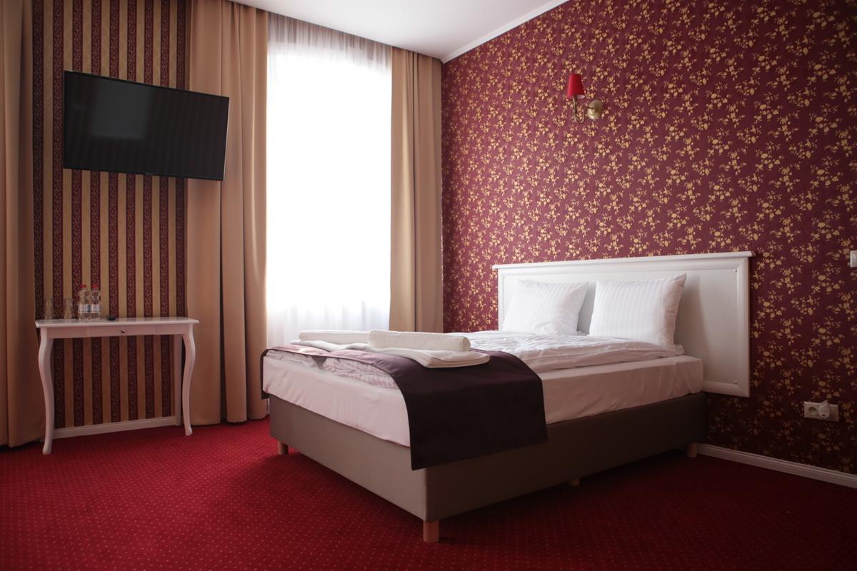 Hotel Court Park Ниса Екстер'єр фото